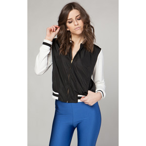 female hustler - the jacket - Thumbnail 1