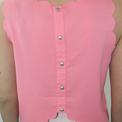 Scallop edge crop top