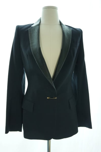 Safety-pin button jacket in Navy