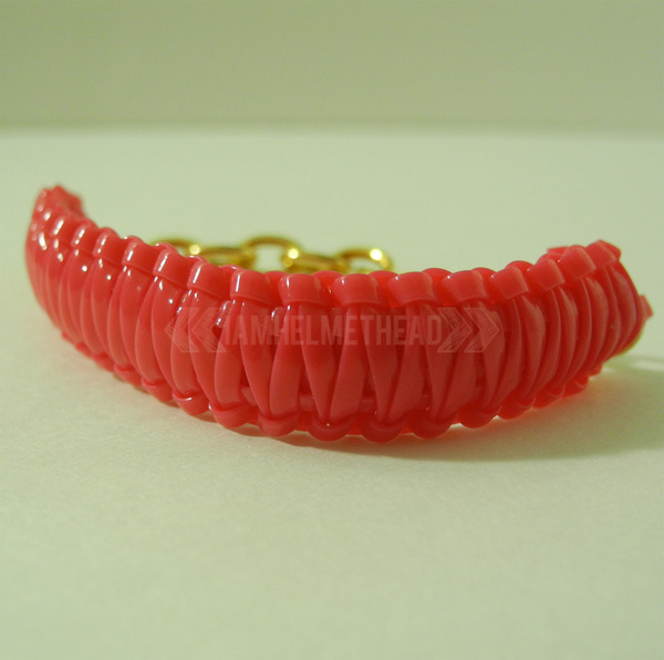 Mini Cobra Knot Bangle - Magenta