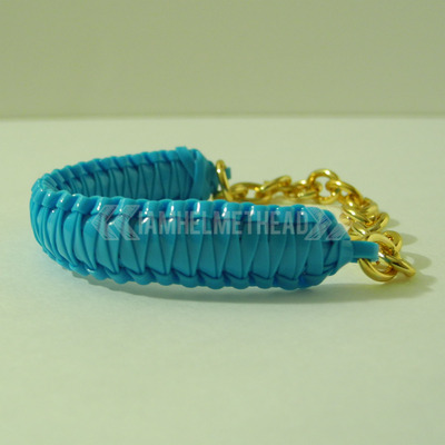 Mini cobra knot bangle - light blue