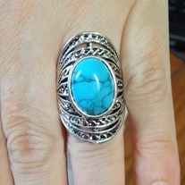 VINTAGE STYLE RETRO CRAFTED TURQUOISE RING Size: 10