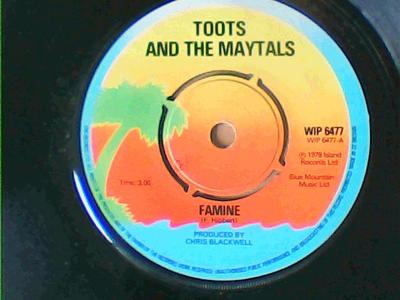 Famine/pass the pipe-toots & the maytals-island records-7"-vg