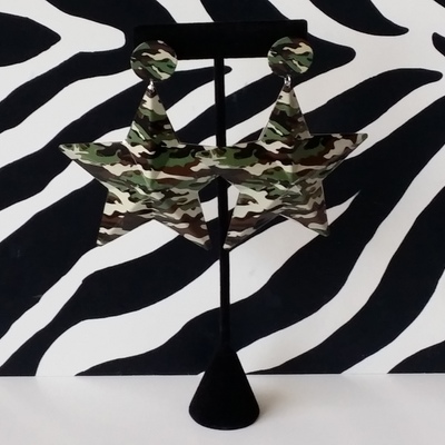 Camo jane star earrings