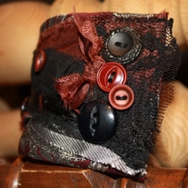 Tattered Victorian Kneck Tie Cuff TV1408