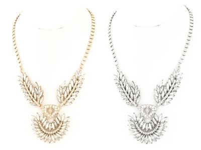 Aamna Leaf Necklace