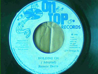 Holding on/version-ronnie davis-on top records-7"-vg