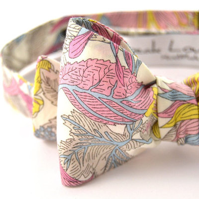 Self-tie wedding mens bow - pink, yellow and grey flowers bowtie
