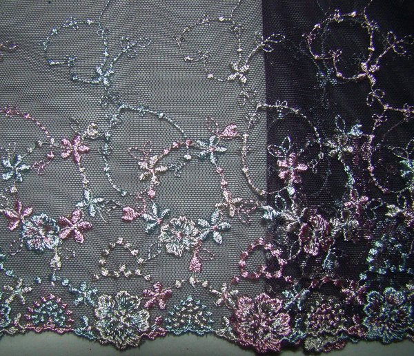 Lace Border 76
