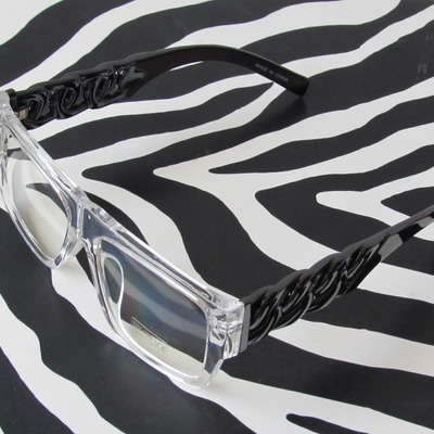 Clear chain sunglasses