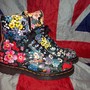 MINT and RARE Vintage 90s Floral Dr Doc Martens - Hippy Meadow Flowers - UK 5*EU 38*US 7-1