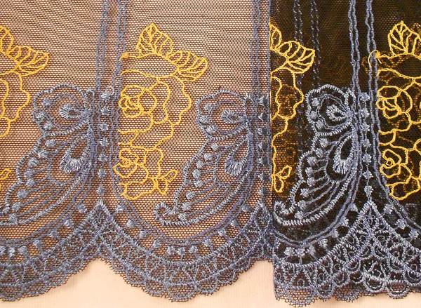 Lace Border 100