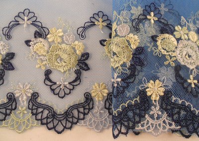 Lace border 105