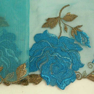 Lace border 108