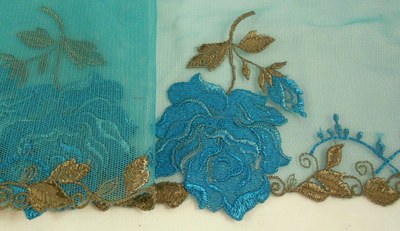Lace border 108