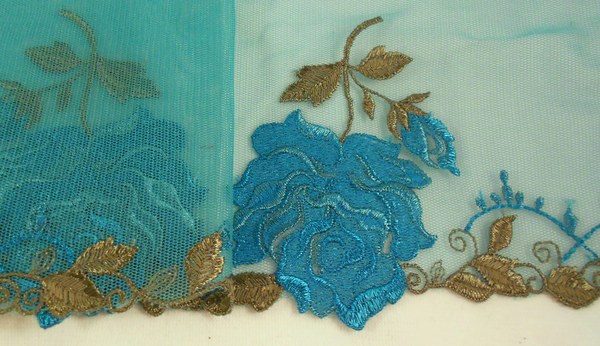 Lace Border 108