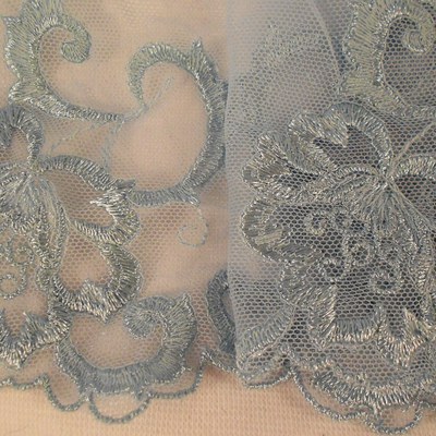 Lace border 112