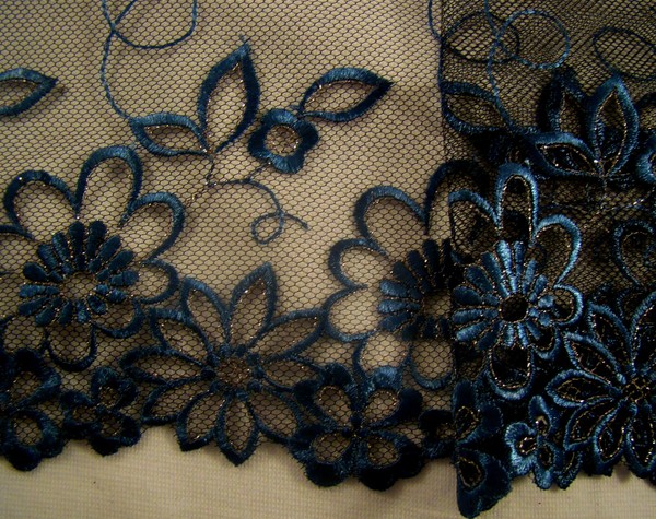 Lace Border 114