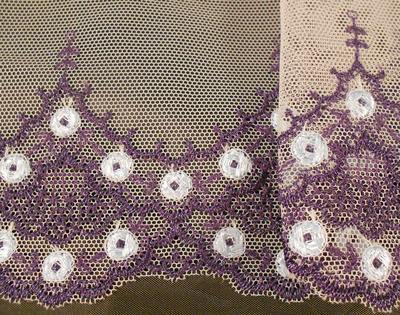 Lace border 117