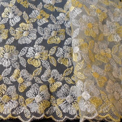 Lace border 127