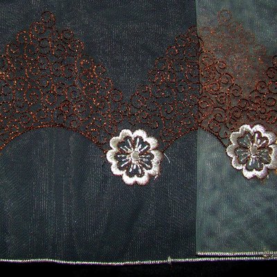 Lace border 139