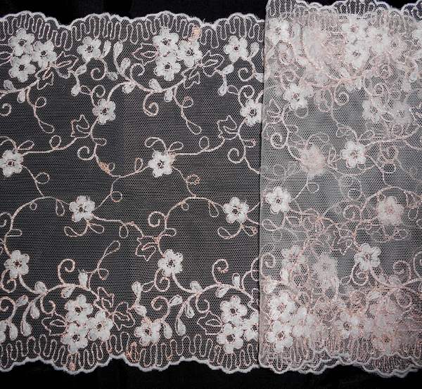 Lace Border 141