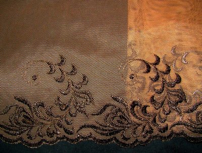 Lace border 144