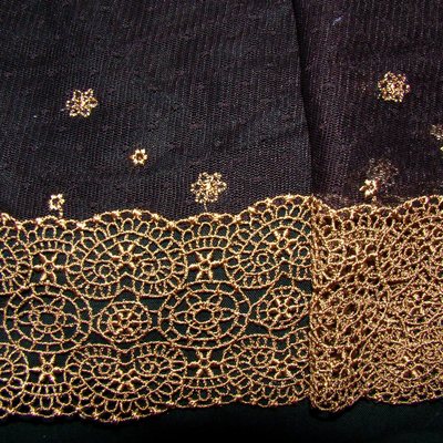 Lace border 145