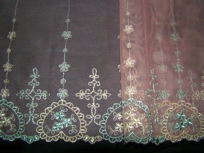 Lace border 166