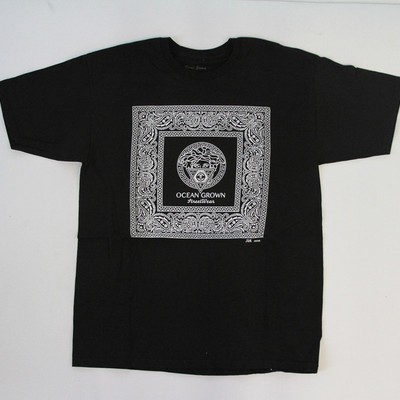 Black bandana tee