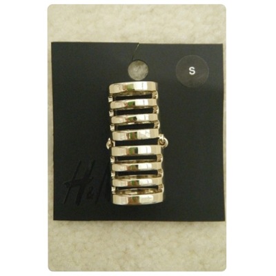 (new with tags) gold knuckle ring