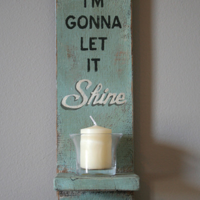  i'm gonna let it shine hand painted pallet sign candle holder