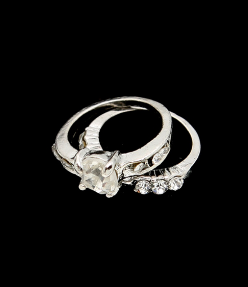 WHITE STONE SILVER DBL BAND RING SET