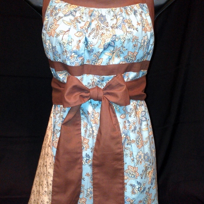 Yr emmeline apron - reversible katie