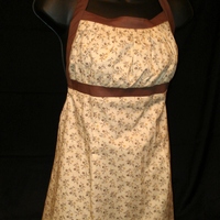 YR Emmeline Apron - Reversible Katie - Thumbnail 1