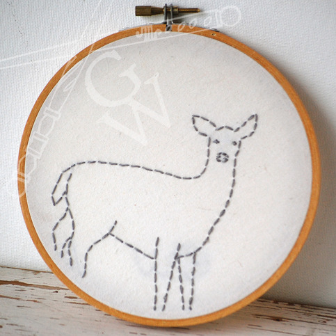 Silver Doe Hoop 