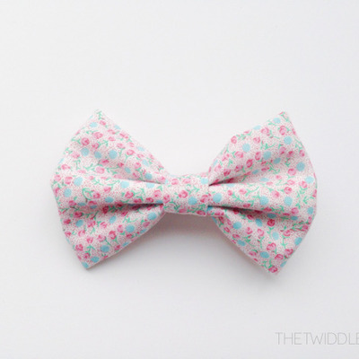 *limited edition* raspberry vintage floral print bow - barrette