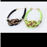 woven  - Thumbnail 2