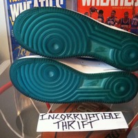 Nike Air Force 1 Size 9.5 - Thumbnail 1