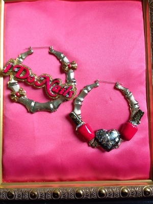 I do nails doorknockers