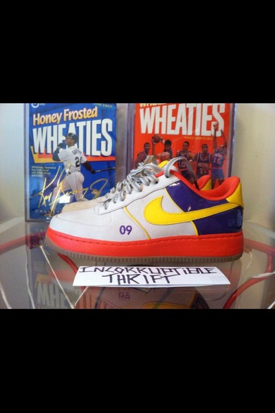 All Star Game AF1s size 9.5 