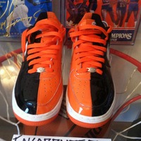 Halloween Air Force 1s size 9.5  - Thumbnail 1