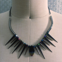 Peacock Fan Necklace Gunmetal - Thumbnail 1