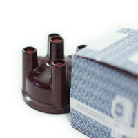 '64-68, NOS Bosch Distributor Cap - Thumbnail 2