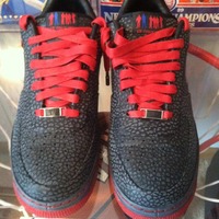 Malone Air Force 1s size 9.5  - Thumbnail 3