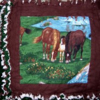 Wild Horses with Chocolate Brown and Dark Green Rag Quilt - Thumbnail 3