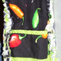 Upcycled Denim Overalls and Chili Peppers Rag Quilt Tote - Thumbnail 2