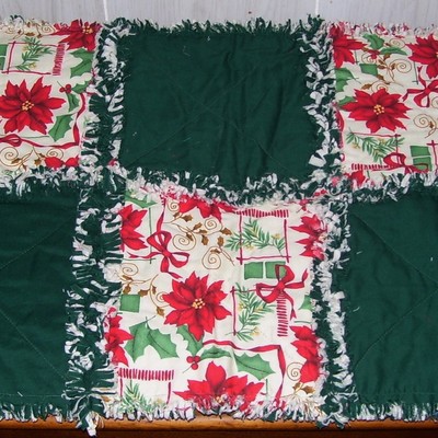 Poinsettias and green christmas rag quilt table runner