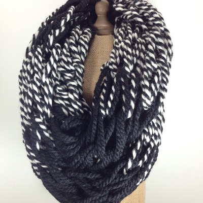 Pimienta scarf