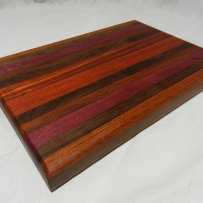 Wood cutting board